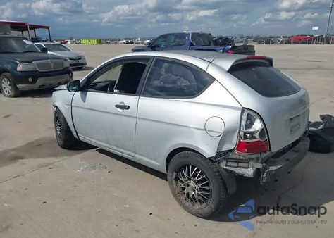 2011 Hyundai Accent Gl z USA, uszkodzony, nr VIN KMHCM3AC9BU197334
